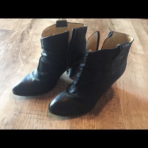 Frye Ilana Whipstitch bootie size 8